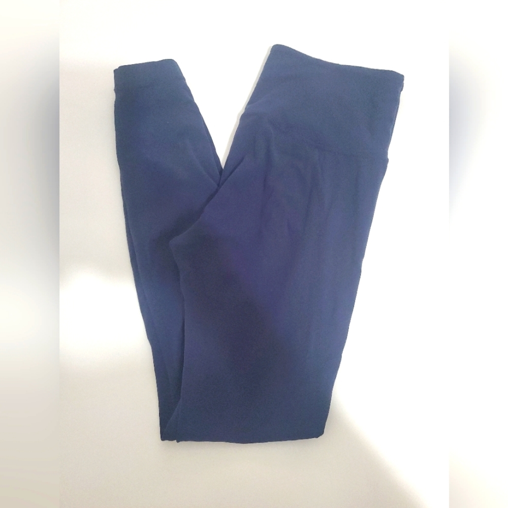 Athleta Salutation Legging
